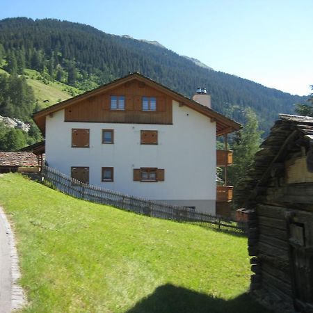 Dachwohnung Unterem Hoereli Vals Extérieur photo