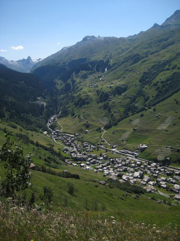 Dachwohnung Unterem Hoereli Vals Extérieur photo